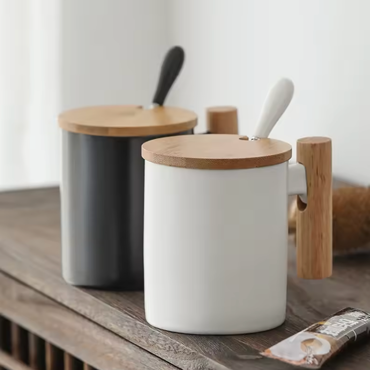 Taza de cerámica nórdica
