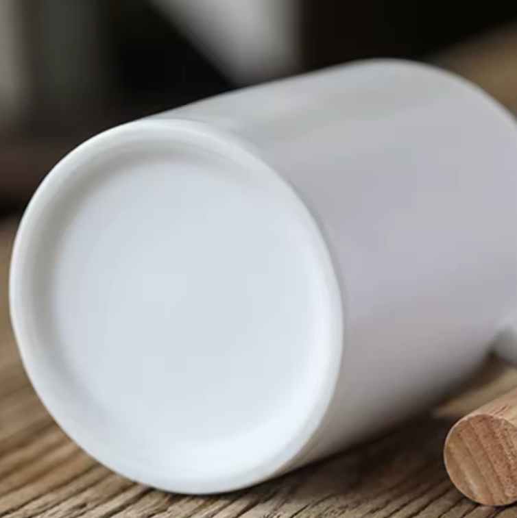 Taza de cerámica nórdica